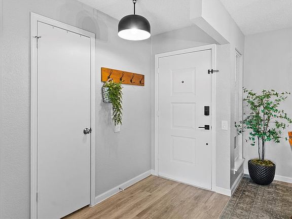 5th image of 11904 O'Casey St