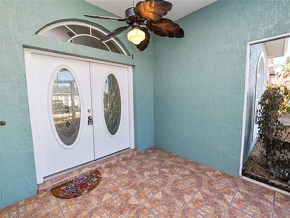 4th image of 2258 Colony Club Dr
