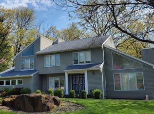 40 Pinewood Cres, Berkeley Heights, NJ 07922