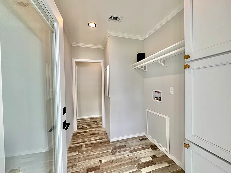 5715 Camelford Dr #528 — Photo 23