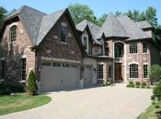 717 N Loomis St, Naperville, IL 60563