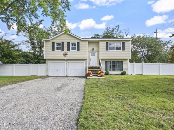 555 Oregon Avenue, Brick, NJ 08724