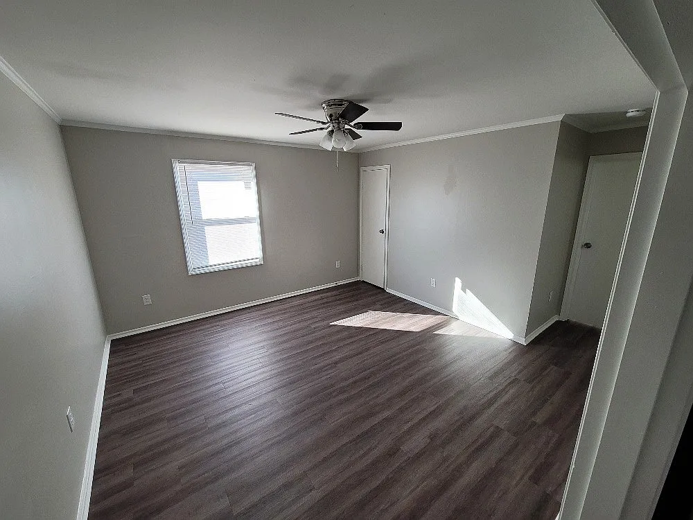 2 bed, 1.0 bath, 800 sqft, $1,095 — Photo 2