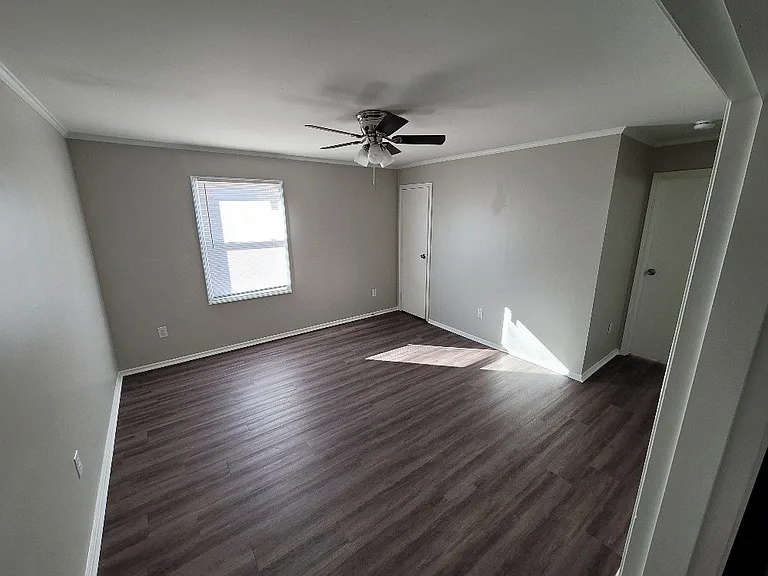 133 Brush Hill Ct — Photo 2