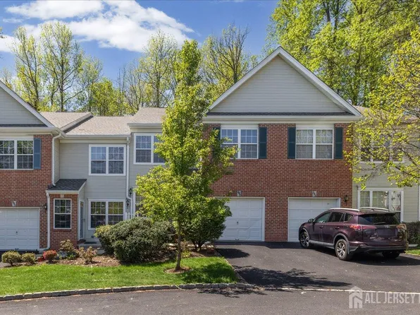 302 Wellington Park Dr, Princeton, NJ 08540