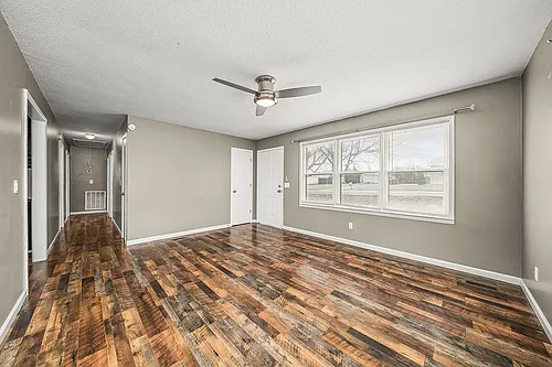 63 Grandview Dr Photo 1