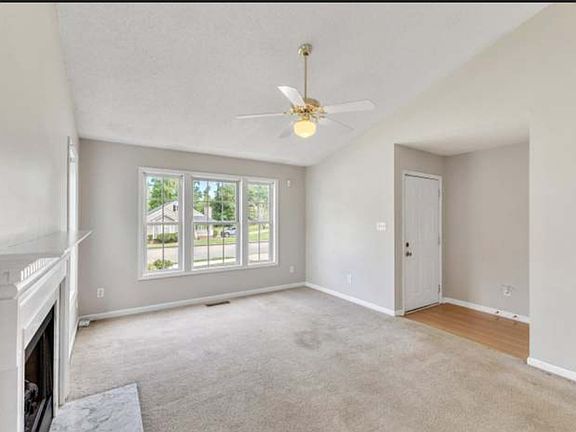 5th image of 12 W Boxley Dr