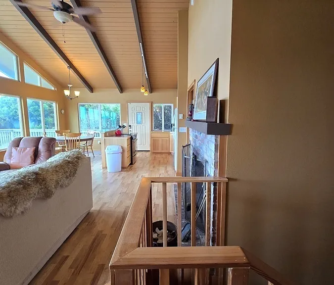 1902 NW Oceania Dr — Photo 31