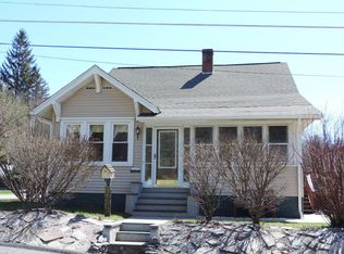 212 Ridge Ave, Hawley, PA 18428