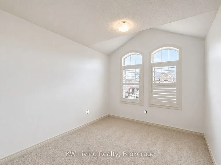 12 Rangemore Rd — Photo 17