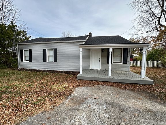 Front Yard_Exterior_1 (8)_11142024