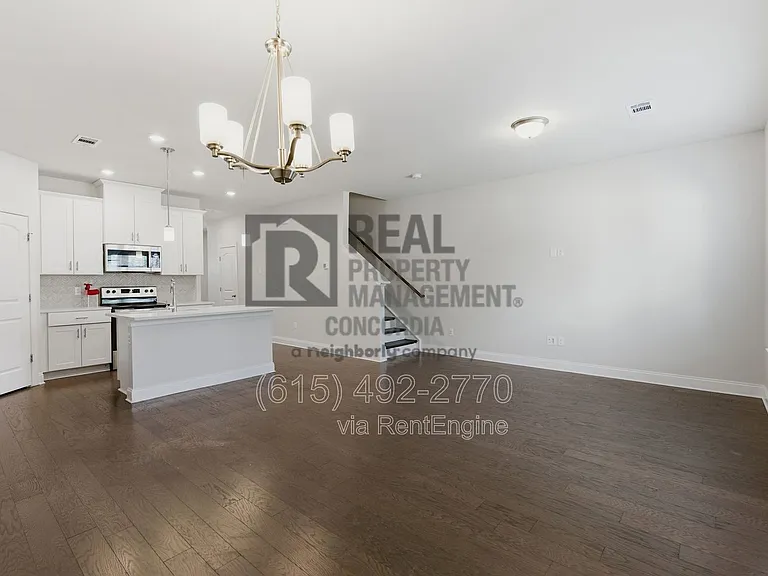 1762 Tahoma Dr — Photo 9