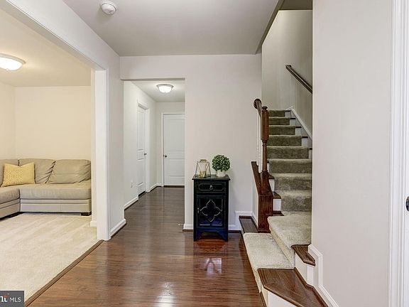 3rd image of 4384 Daisy Reid Ave