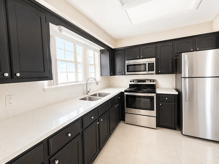 3001 Ashley Pl #3027 — Photo 4