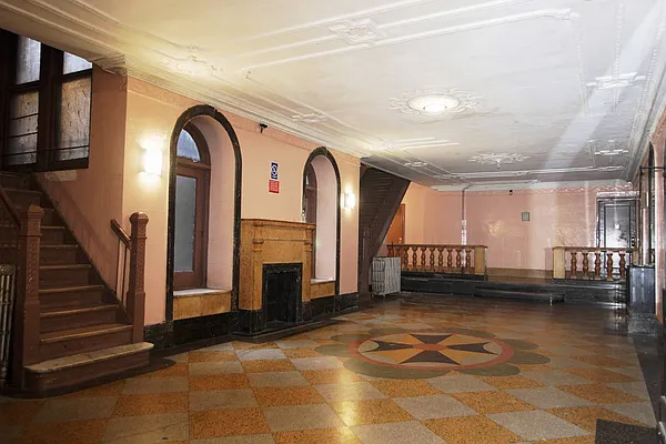 Rented by Norman Raindel, LREB | media 4