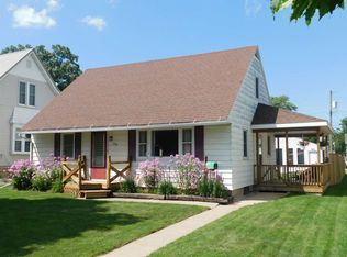 254 6th Ave W, Cresco, IA 52136