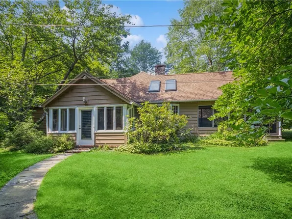 4 Summit Lane, Carmel, NY 10512