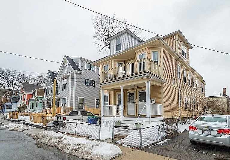 32 Hawthorne St #U2 — Photo 6