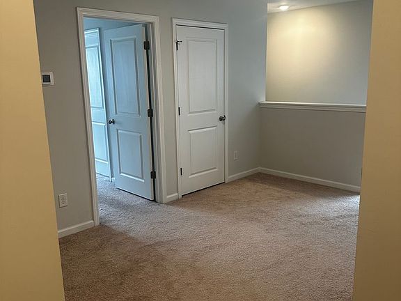 5th image of 255 Sweet Cherry Ln