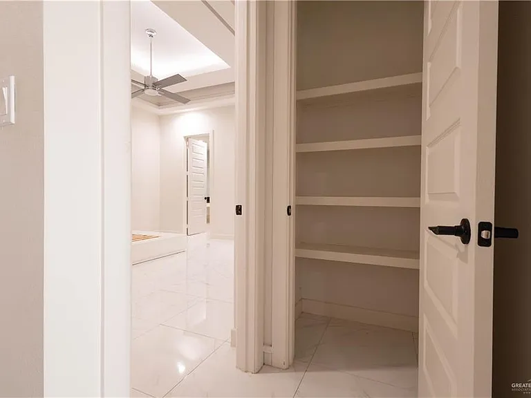 3808 Wisteria Ave — Photo 17