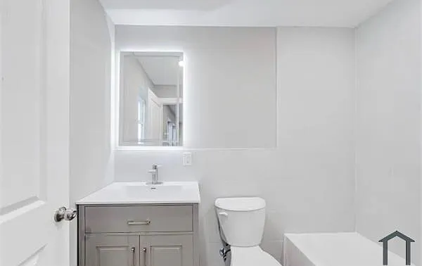 3 bed, $2,850 — Photo 3