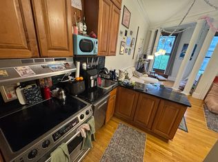 163 Beacon St APT 3, Boston, MA 02116