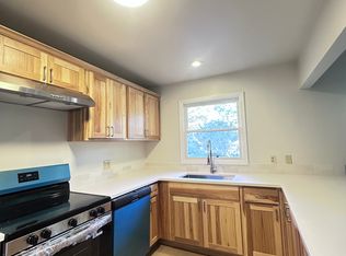 7507 SW 52nd Ave, Portland, OR 97219