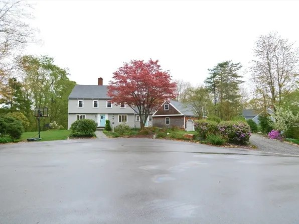 5 Running Ridge Row, Manchester, MA 01944