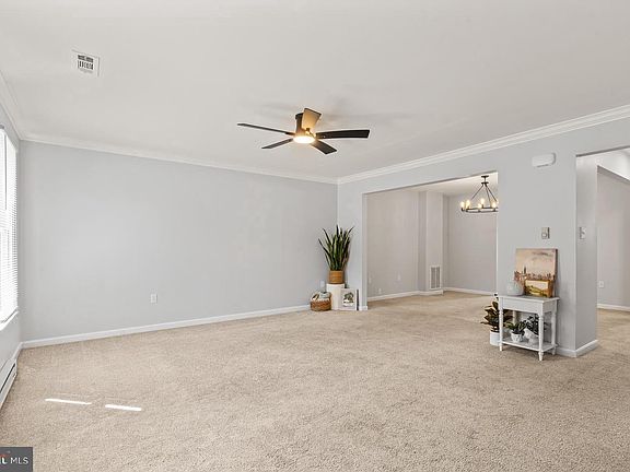 4th image of 138 Harvard Rd