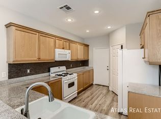 9698 Waukegan Ave, Las Vegas, NV 89148