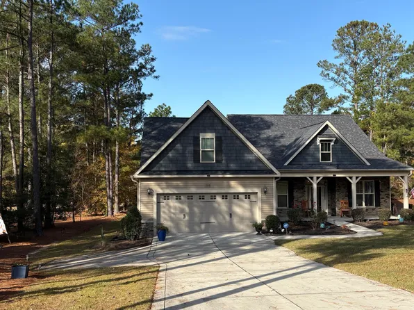 3928 Niagara-Carthage Road, Whispering Pines, NC 28327