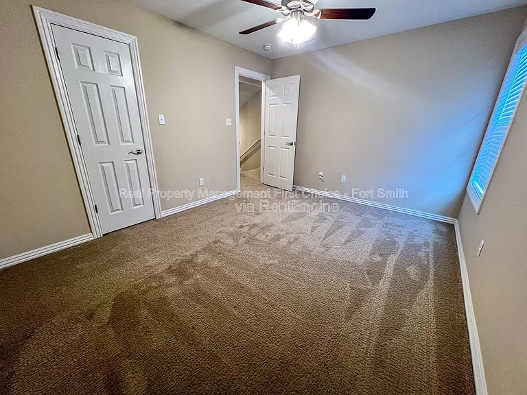 6715 Maribette Rd — Photo 15