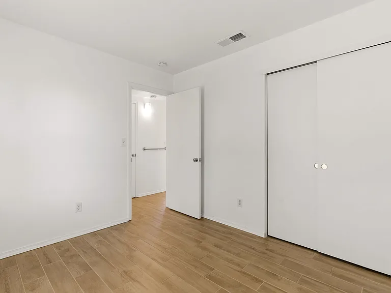 8400 Cedarcroft Rd NW — Photo 13