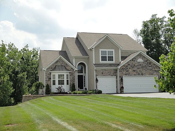 2nd image of 3120 Abbey Knoll Dr