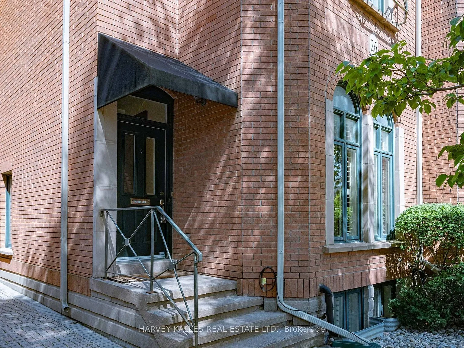 3 bed, $6,900 — Photo 3