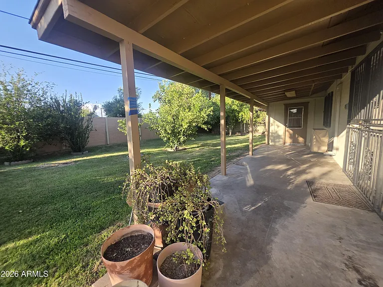 342 W Diana Ave — Photo 19