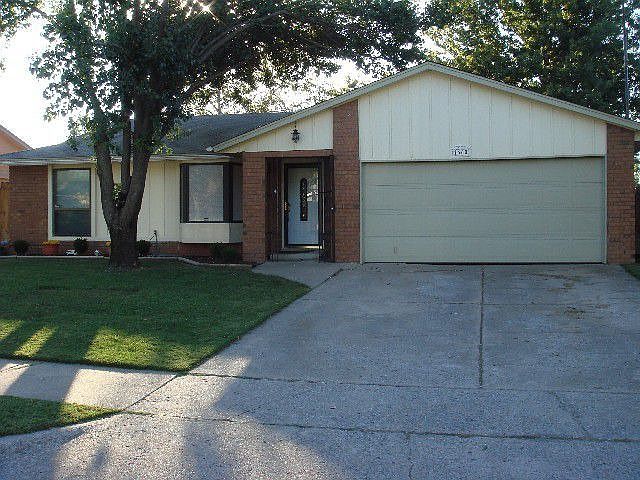 1st image of 1660 S Pecan Pl