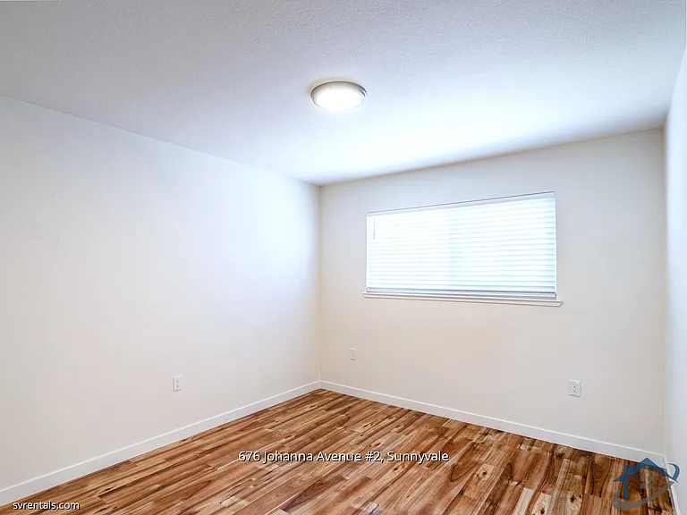 676 Johanna Ave #2 — Photo 9