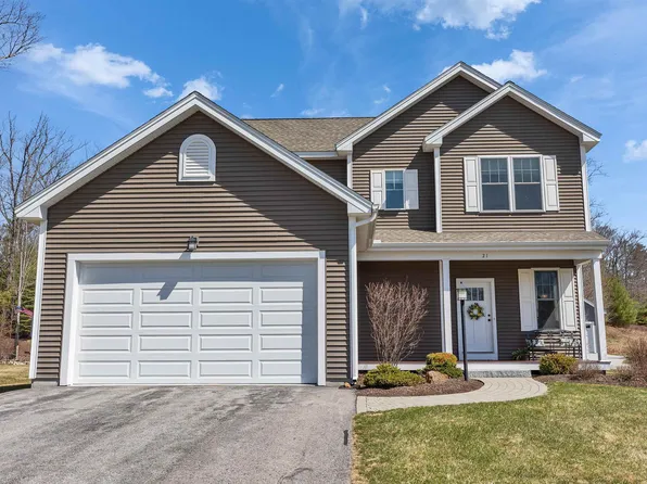21 Redwood Way, Manchester, NH 03102