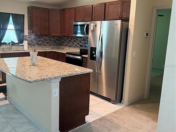 3rd image of 3770 SE 137th Ln