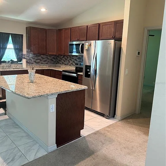 3770 SE 137th Ln — Photo 3
