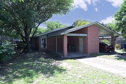 5003 S Pleasant Valley Rd #A Photo 1