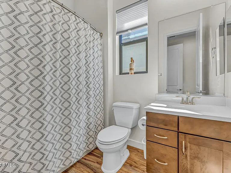 829 E Monte Way — Photo 41