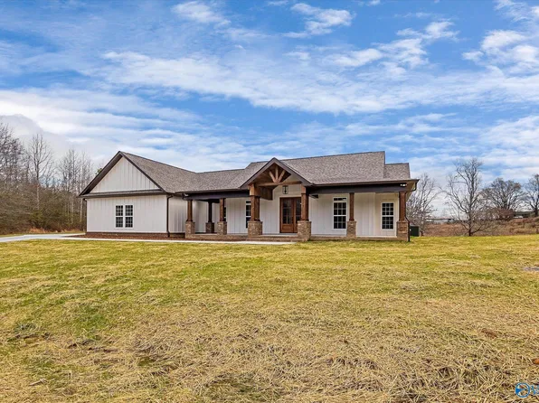 254 Beard Rd, Guntersville, AL 35976