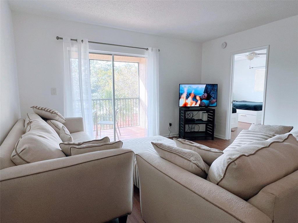 259 S CYPRESS Road #542, photo 5