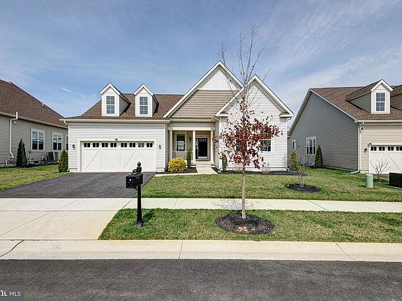 2nd image of 3037 Barber Ln