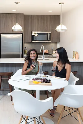 Sold by JCity Realty, LLC | media 7