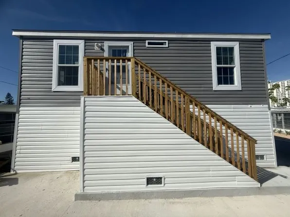 1375 Pasadena Ave S Lot 208, South Pasadena, FL 33707