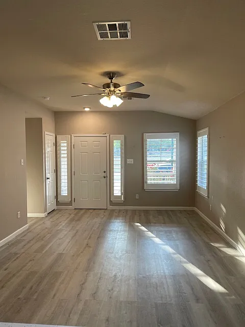 Building Photo - 4937 Hartson