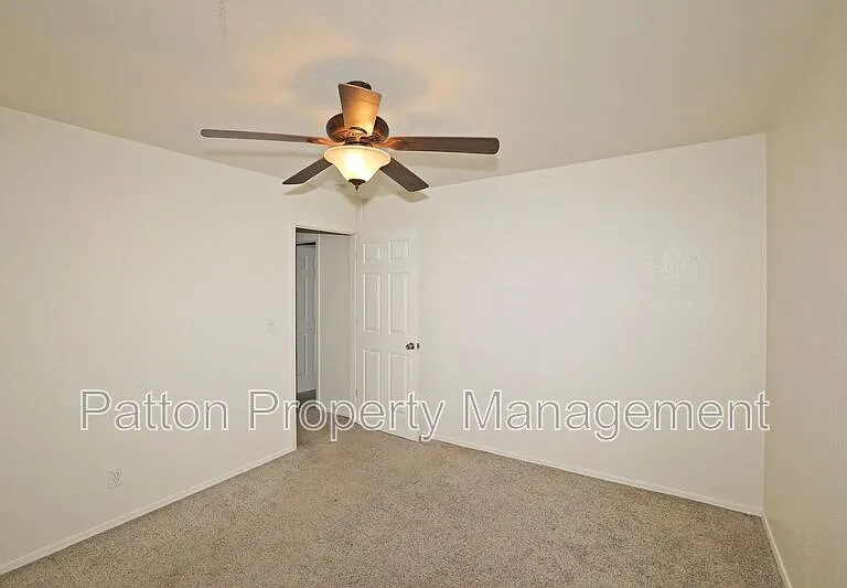 7902 Gerald Dr — Photo 24